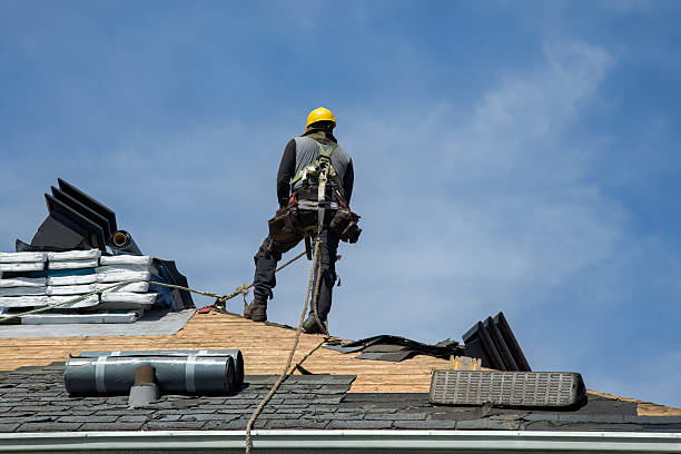 Professional Gutter Installation technician working in Eagle, CO